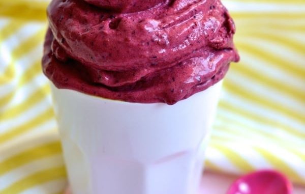 5-minute-Very-Berry-Ice-Cream-no-machine-needed-NotEnoughCinnamon.com1_
